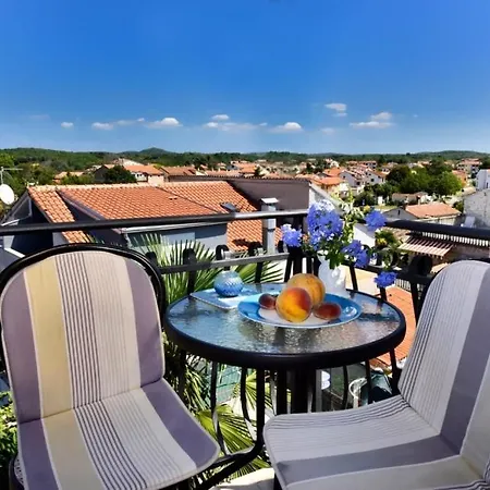 In With Sea View, Terrace, Air Conditioning, Wifi Funtana