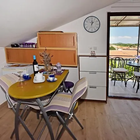 In With Sea View, Terrace, Air Conditioning, Wifi Daire *